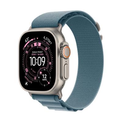 Apple Watch Ultra 3 (2025), 49 мм корпус из титана цвета «Natural», ремешок Alpine Loop размера M цвета «Light Blue»